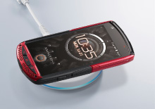 写真:ワイヤレス充電