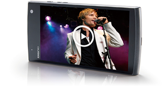 写真:大画面約4.7インチHD液晶