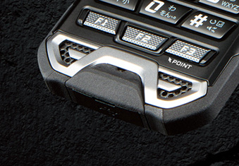 写真:フロントデュアルスピーカー