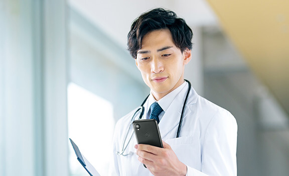 活用イメージ：医療現場でのスマートフォン導入・運用