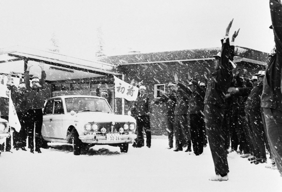 190111