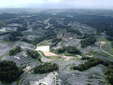 写真:鹿屋大崎ソーラーヒルズ太陽光発電所