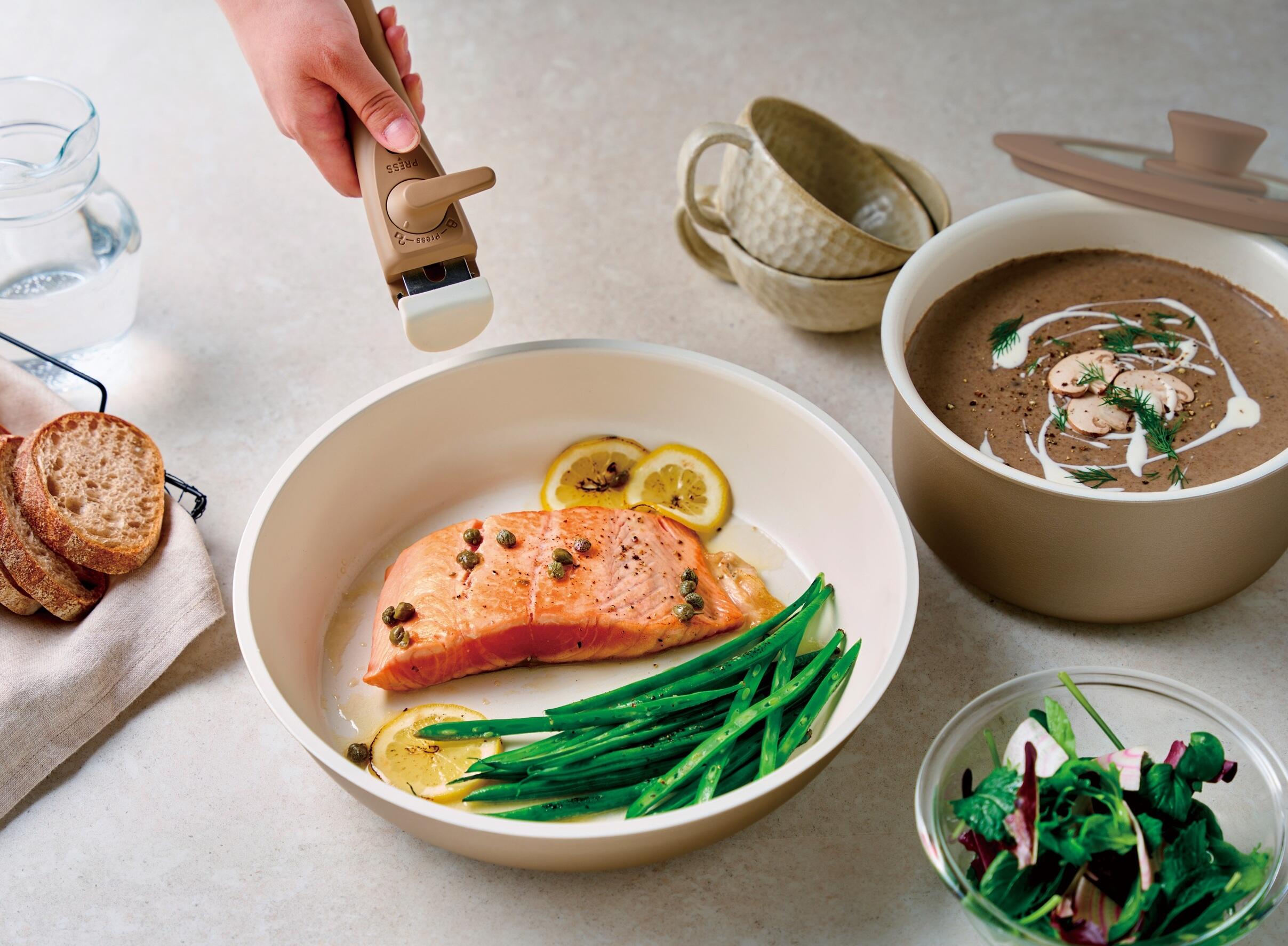 フライパン-5A-WGBG_image_Take-the-handle_2605. 1.jpg
