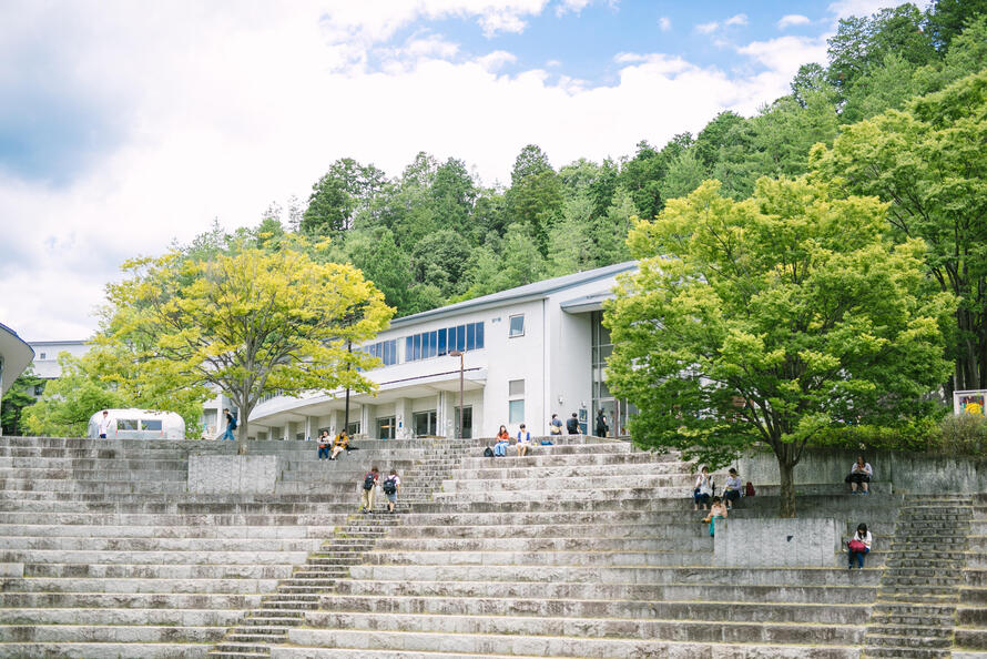 池から見上げる_0C9A6203.jpg
