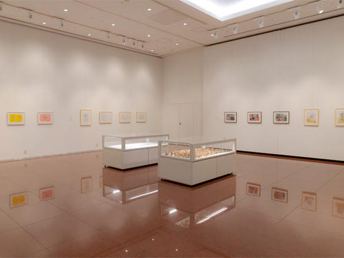 作品たちに命を吹き込む自然な光