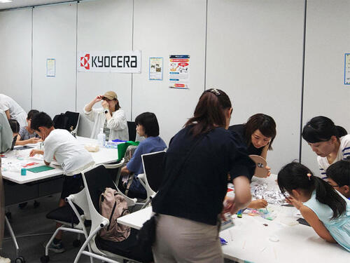 こどもデーで体験！ 京セラの宝石で、世界に一つだけの作品を
