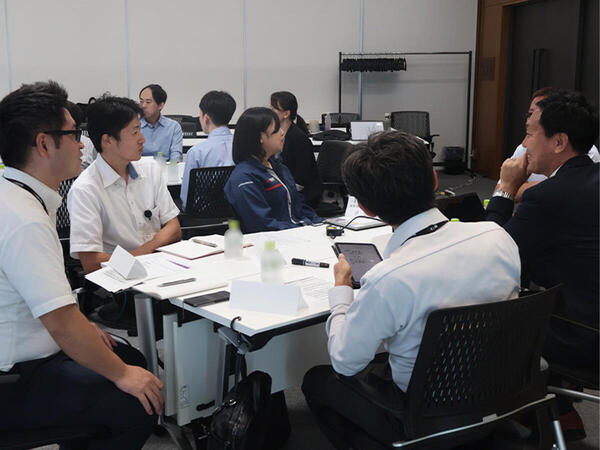 異なる職場との対話が描く、新しい未来
