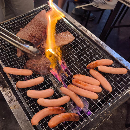 >世界と乾杯！ 「おいしい！」でつながる交流会