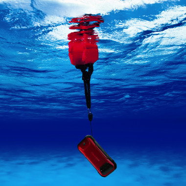 画像：フローティングストラップ、水中イメージ