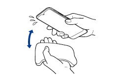 スマホを振り、拭き取る画像