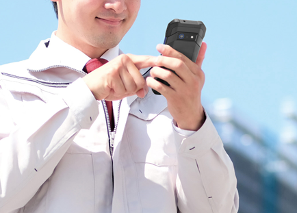 若手の作業を、熟練者が離れた場所から支援・指導できる