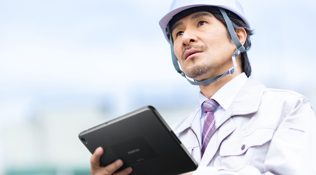 SIMフリータブレットは業務で使える？現場での導入前に確認すべきポイントを解説