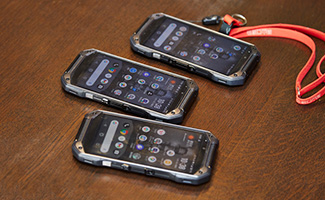 災害対策　美品　京セラ　TORQUE G04 高耐久スマホ TORQUE G04｜価格比較・最新情報 - 価格.com