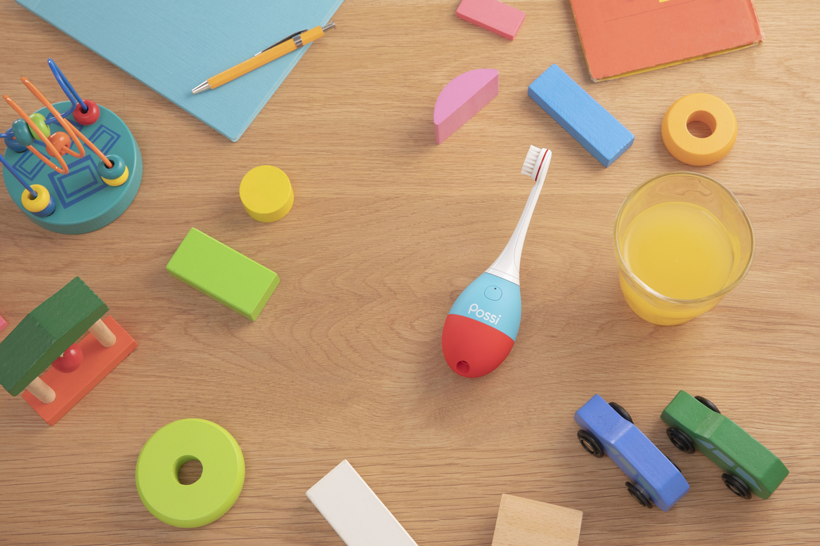 独自の圧電セラミック技術により音が歯を通じて伝わる歯ブラシ「Possi