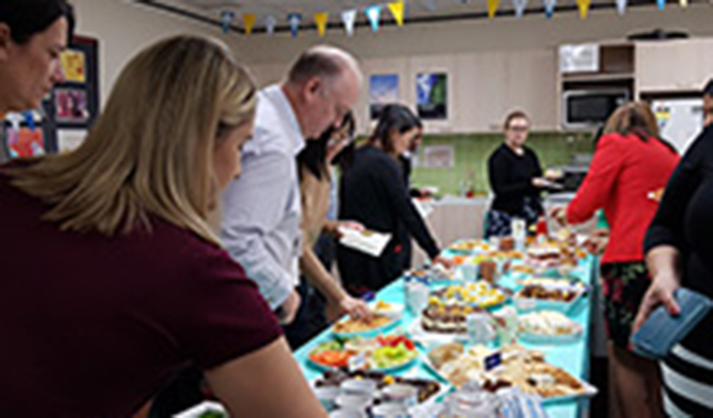 画像:「Biggest Morning Tea」の様子